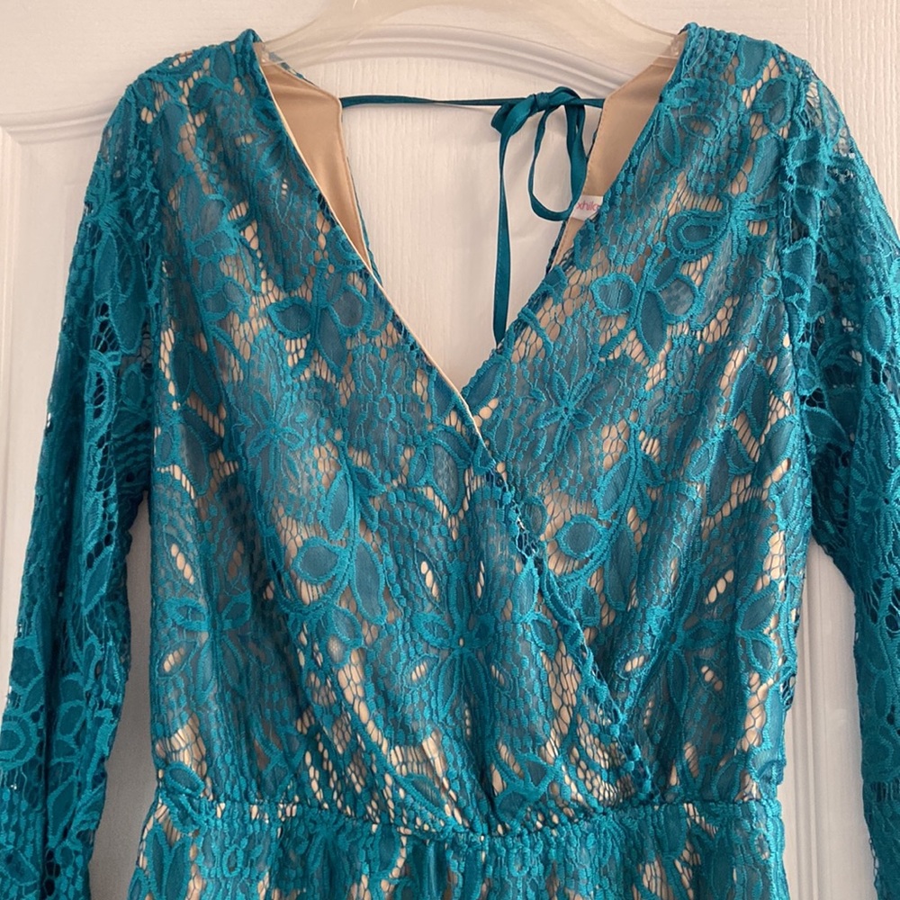 🎉Backless Romper🎉 - Picture 2 of 10